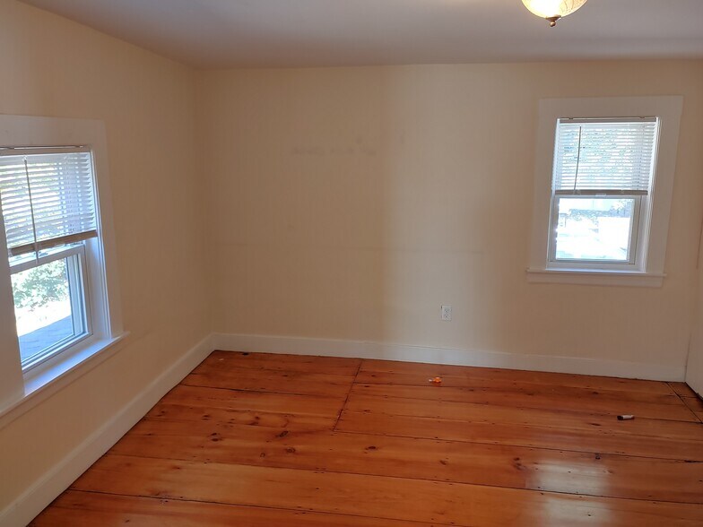 Building Photo - 75 Lincoln St