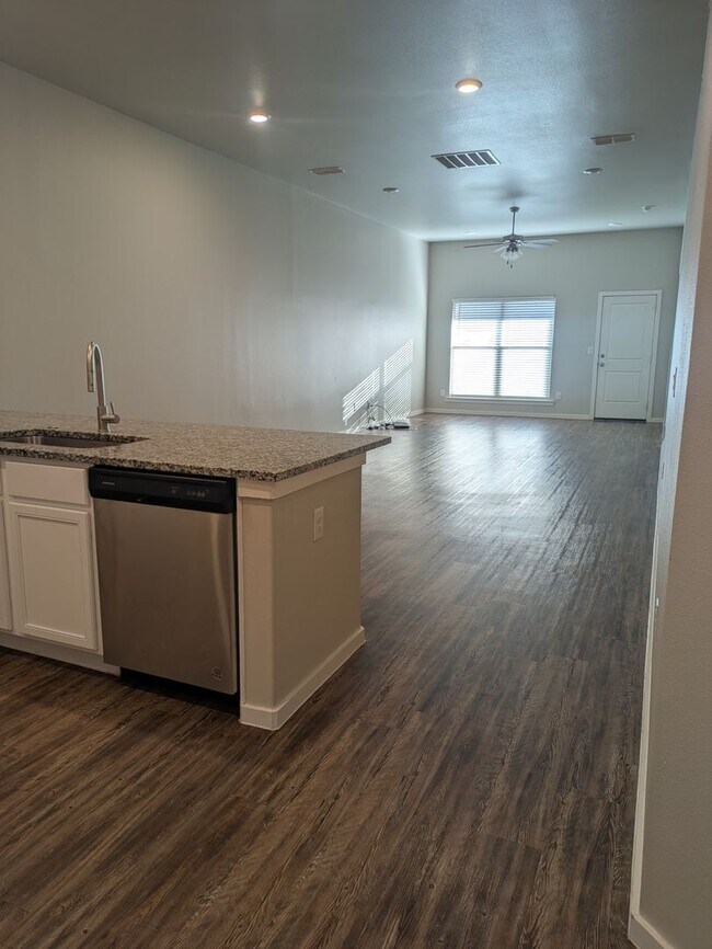 Building Photo - 2101 Lubbock