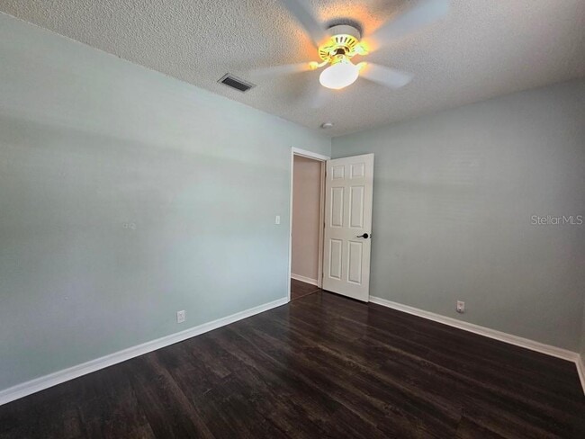 Building Photo - 5103 Fernbrook Ln