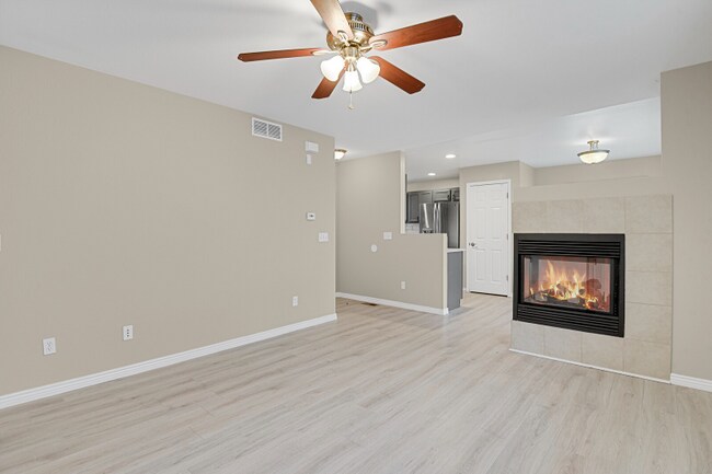 Building Photo - 11497 White Lotus Ln