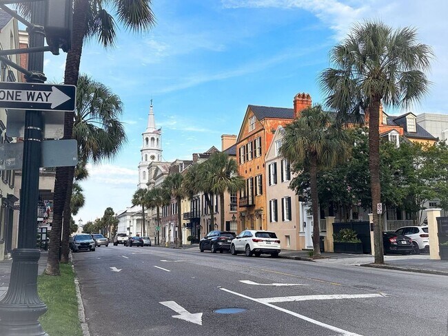 Building Photo - 3 Bedroom Single Family Home in Hanahan