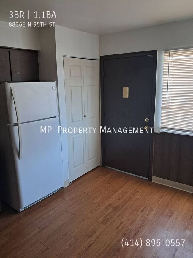 Building Photo - 8836 N 95th St