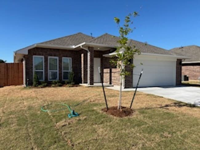 Building Photo - Beautiful New Home!