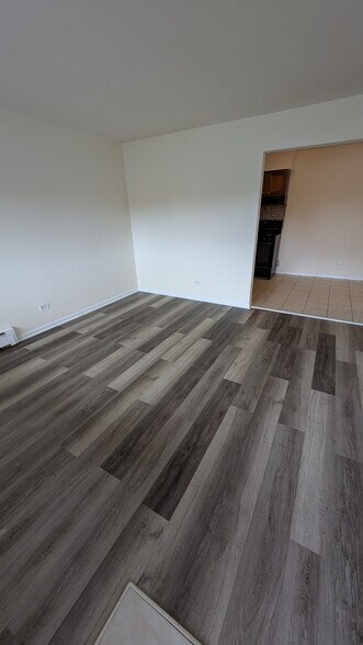 Building Photo - 8500 W 87th St
