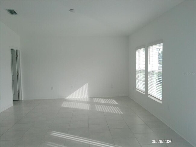 Building Photo - 437 Singing Sands Cir
