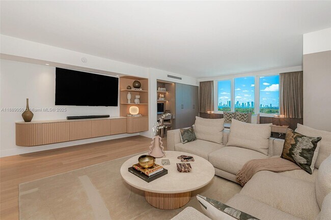 Building Photo - 2301 Collins Ave