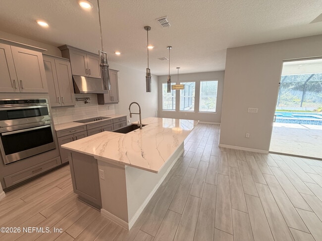 Building Photo - 1352 Arklow Cir