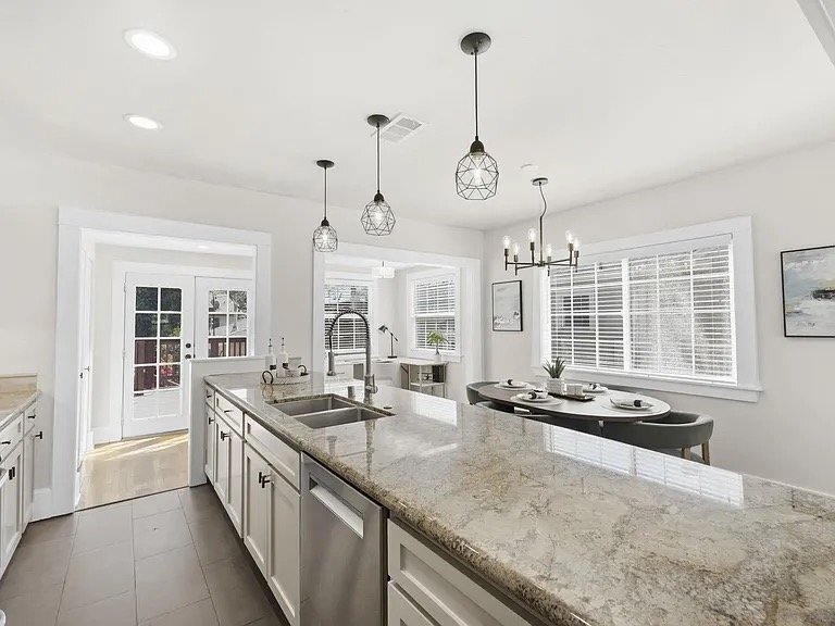 Building Photo - 3315 Gregory St