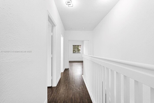 Building Photo - 8882 W Flagler St