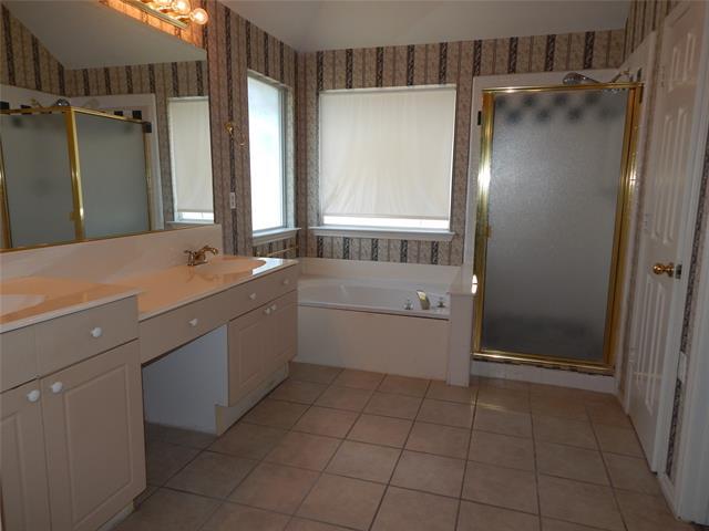Building Photo - 2500 Coolwater Dr