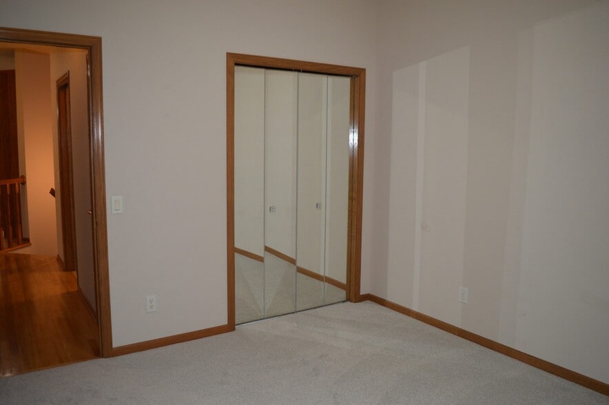 Building Photo - 7541 Red Fox Trl