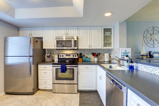 Building Photo - 2400 S Ocean Dr