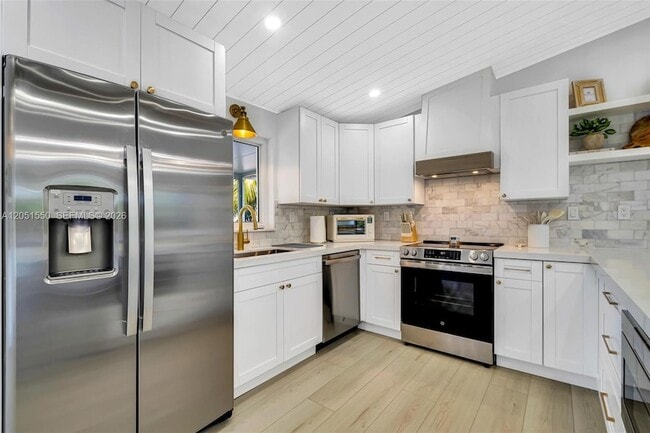 Building Photo - 129 Nautilus Dr