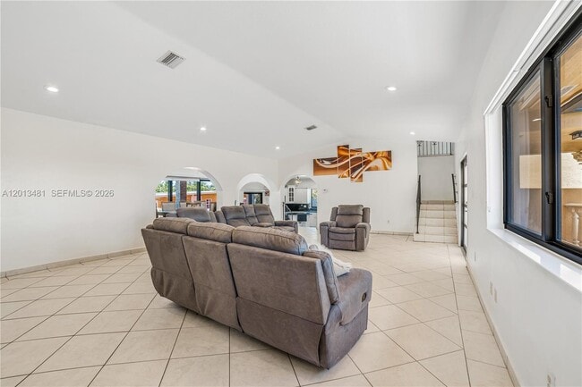 Building Photo - 26500 SW 167th Ave