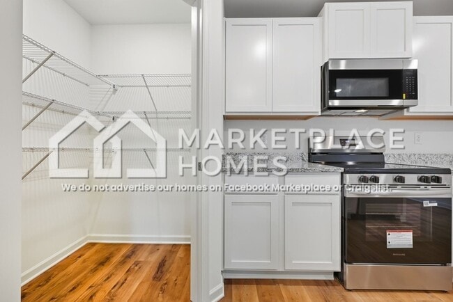 Building Photo - 3814 Magnolia Hls Dr