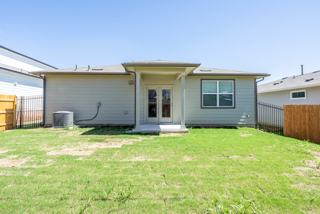 Building Photo - 13708 Lubeck Dr