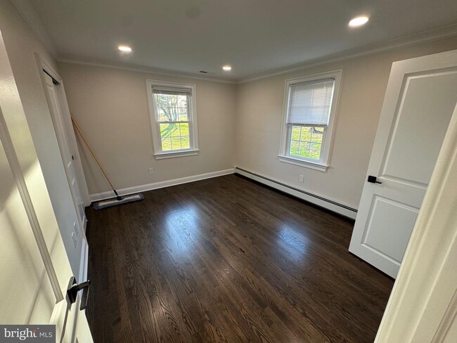 Building Photo - 55 Apple Hill Rd