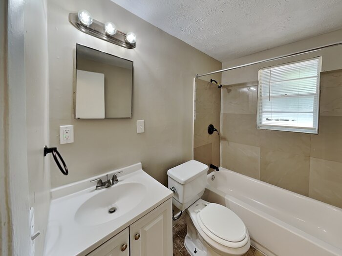 Building Photo - 7536 Patrice Ct