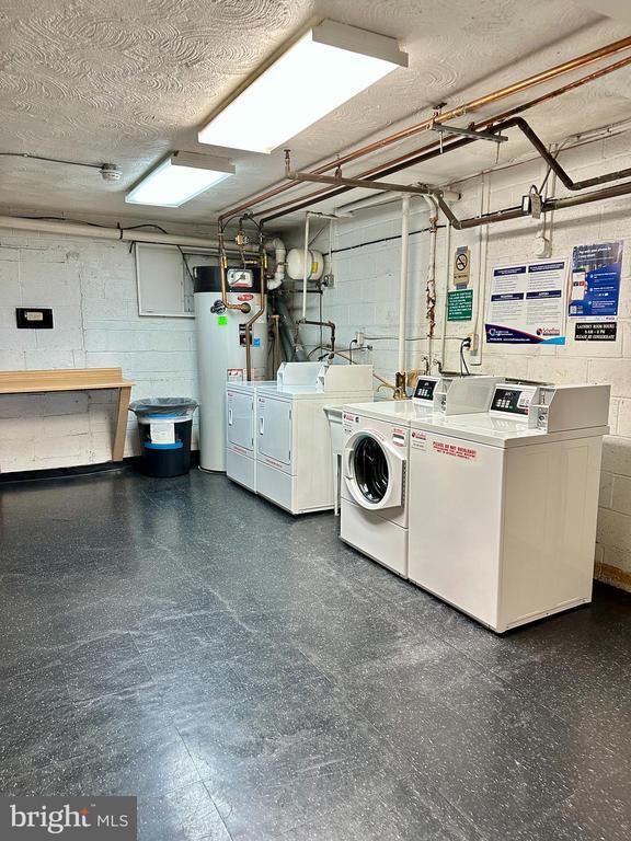 Building Photo - 3829 Hamilton St