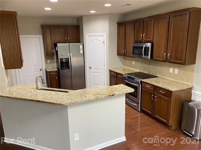 Building Photo - 12014 Red Rust Ln