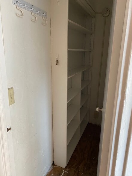 Walk-in Pantry - 4615 Fremont Ave N