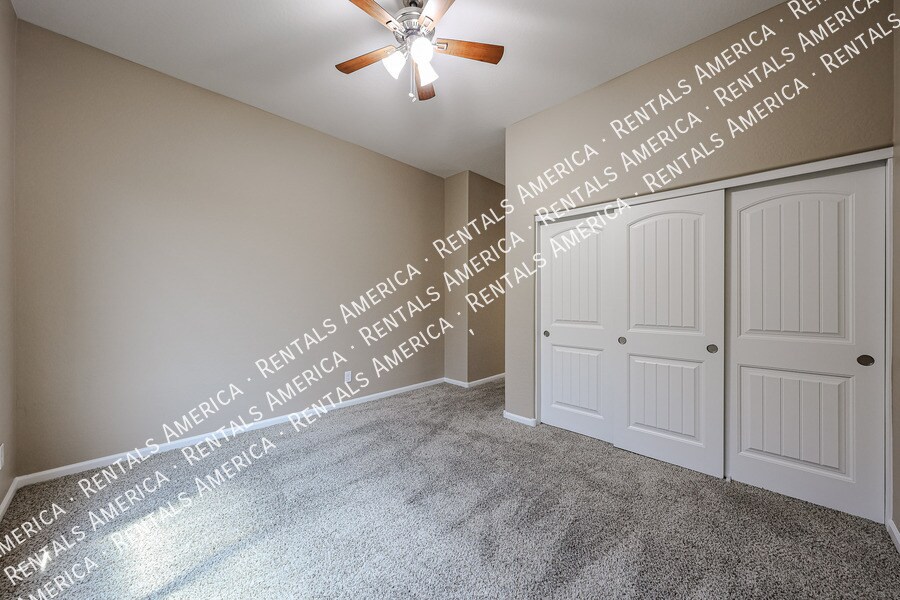 Building Photo - 20856 E Arroyo Verde Dr