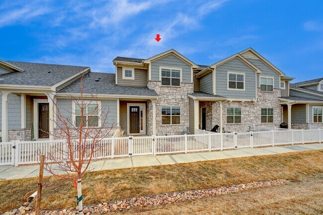 Building Photo - $2,350.00 - 2 Beds, 2.5 Baths, Townhouse i...