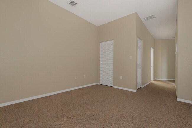 Building Photo - 13117 SW 44th St