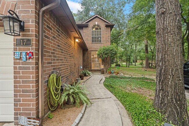 Building Photo - 17 E Willowood Ct