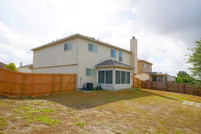 Building Photo - Beautifully maintained home for lease! - Realtor Commission: $500