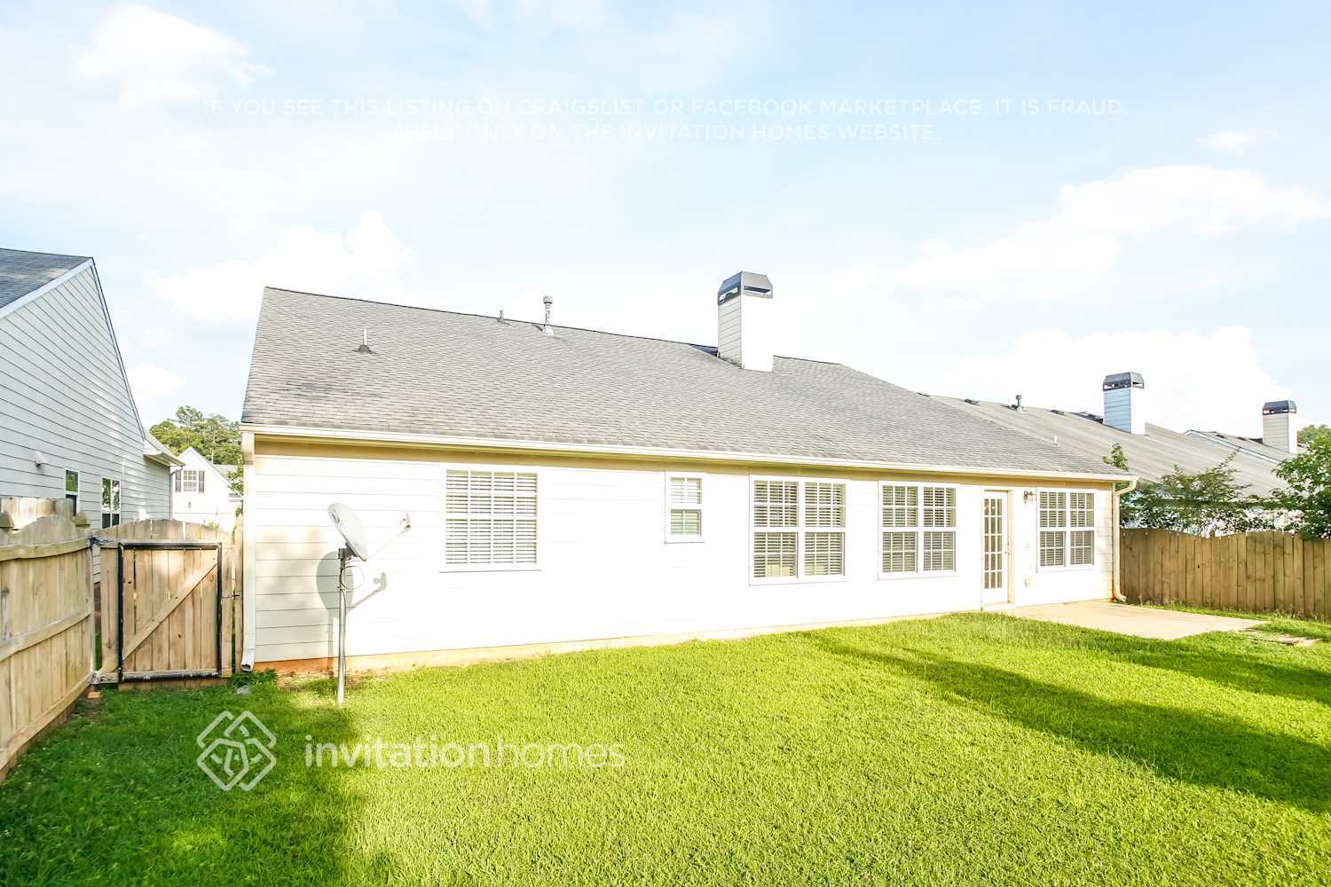 Building Photo - 1029 S Creek Dr