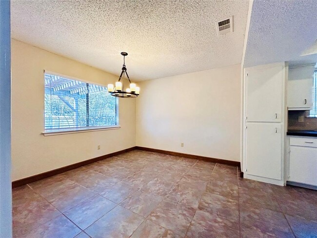 Building Photo - 11300 Maidenstone Dr