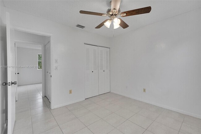 Building Photo - 815 NW 98th Ave