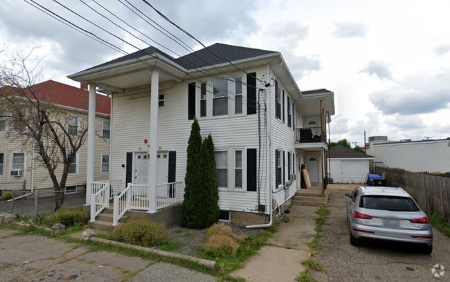 Building Photo - 33 Tingley St