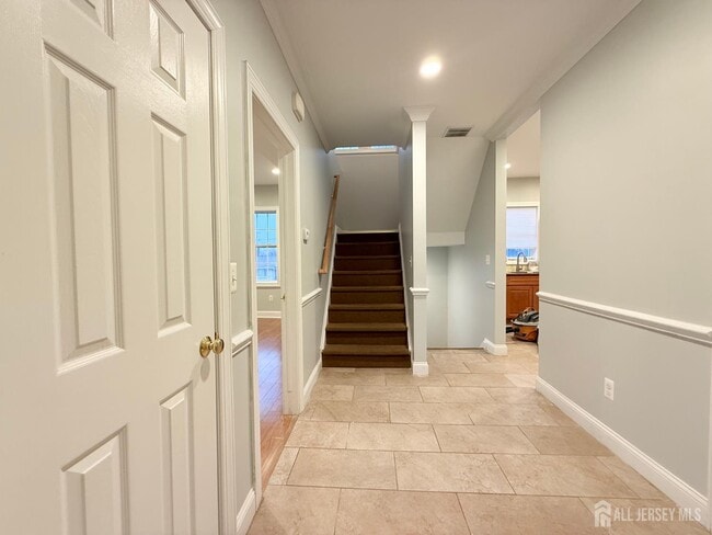 Building Photo - 664 Amboy Ave