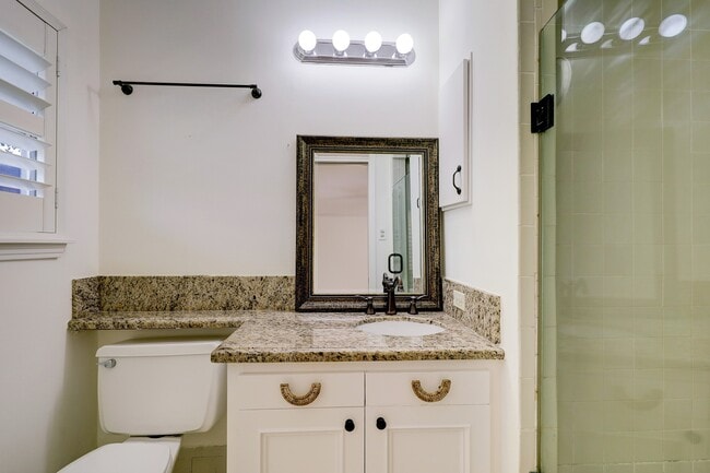 Building Photo - 5642 Wickersham Ln