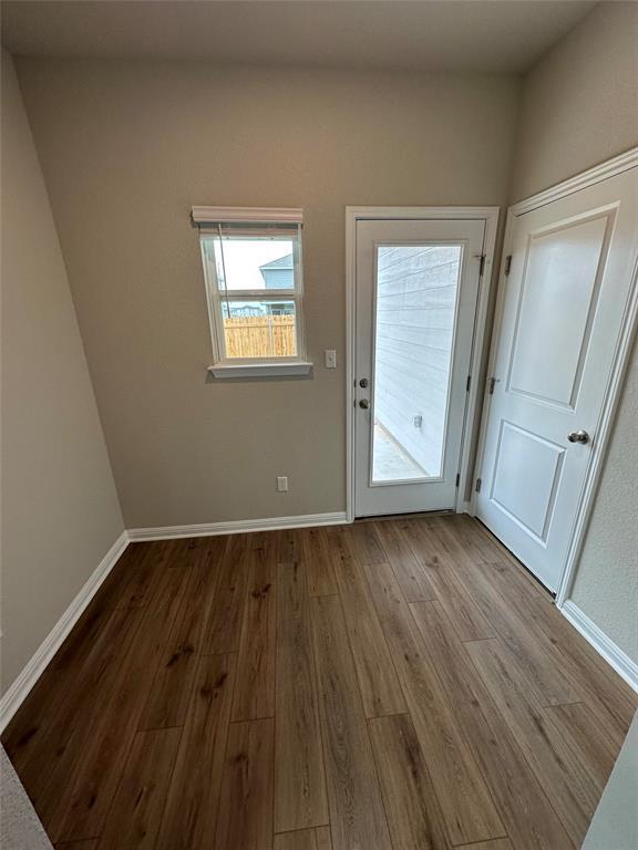 Building Photo - 110 Oakdale Meadows Ln