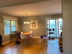 Building Photo - 84 Chapel St