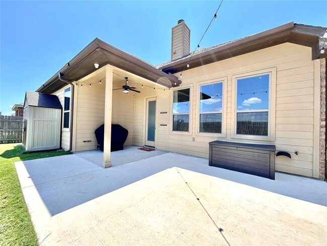 Building Photo - 7001 Etna Way