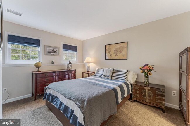 Building Photo - 12165 Abbey Glen Ct