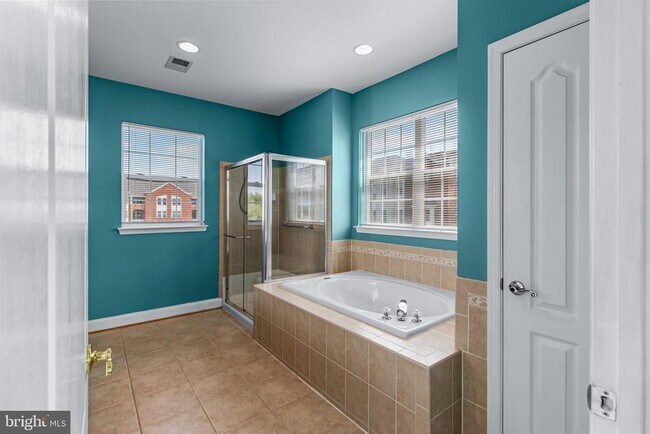 Building Photo - 5900 Great Star Dr