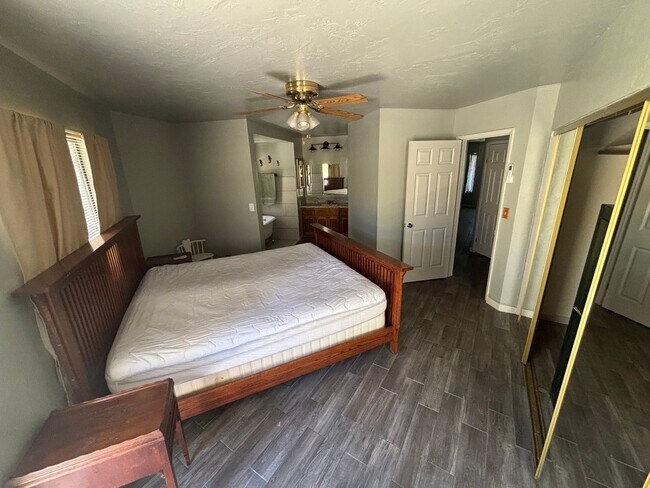 Building Photo - 4-BEDROOM 3-Bathroom FURNISHED Peaceful Country Living