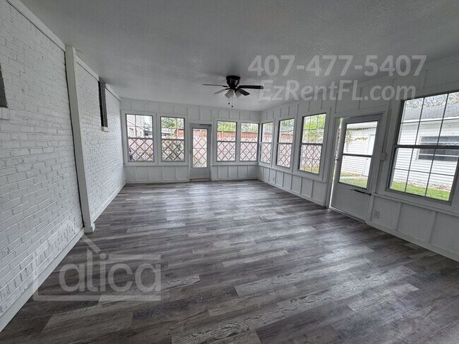 Building Photo - 6233 Harlow Blvd