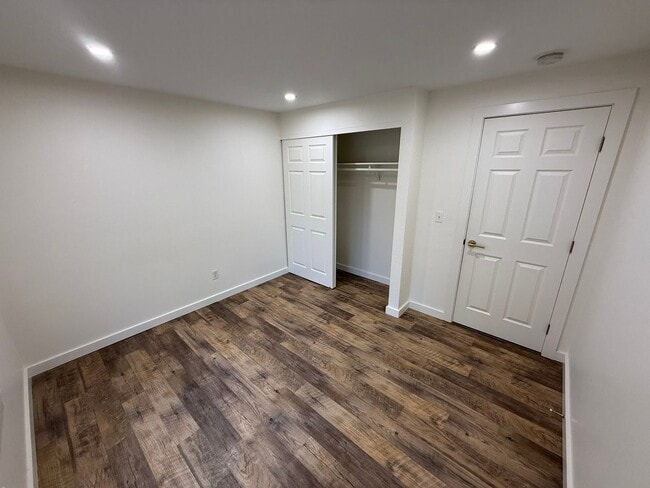 Building Photo - Updated Three Bedroom Home in South Salem