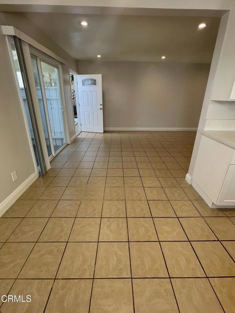 Building Photo - 3364 Preble Ave