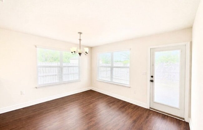 Building Photo - 5167 Carmell Ridge Cir