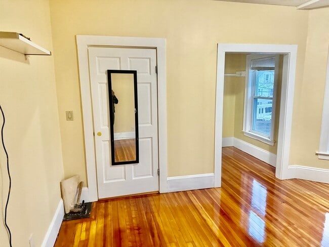 Building Photo - 42 Essex St