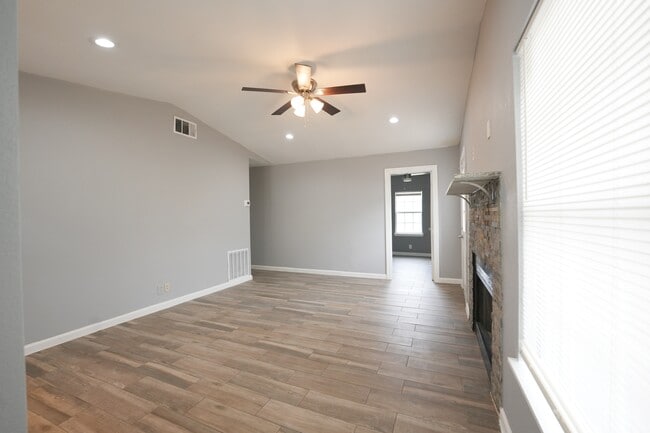 Building Photo - 4011 Fire Sun