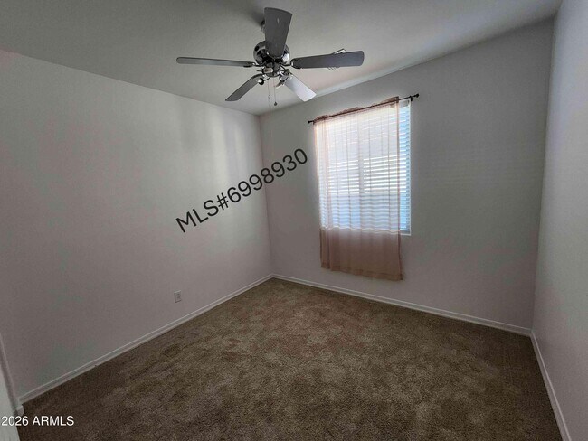 Building Photo - 7239 N 89th Dr