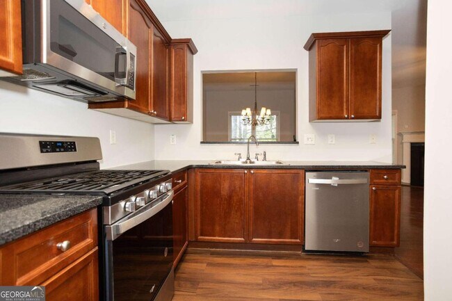 Building Photo - 5905 Oakbrook Lake Ct